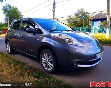 Серый Ниссан Лиф, объемом двигателя 0 л и пробегом 133 тыс. км за 6900 $, фото 5 на Automoto.ua