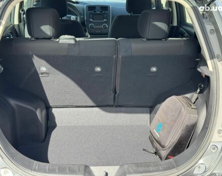 Серый Ниссан Лиф, объемом двигателя 0 л и пробегом 125 тыс. км за 7990 $, фото 15 на Automoto.ua