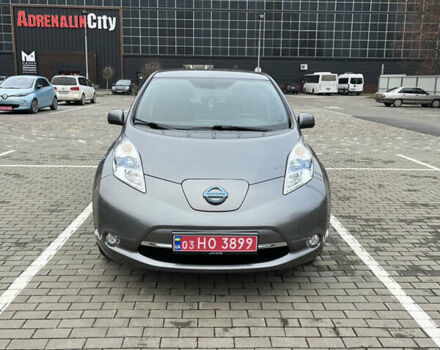 Серый Ниссан Лиф, объемом двигателя 0 л и пробегом 92 тыс. км за 8600 $, фото 12 на Automoto.ua