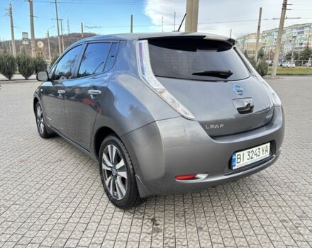 Серый Ниссан Лиф, объемом двигателя 0 л и пробегом 65 тыс. км за 9000 $, фото 2 на Automoto.ua