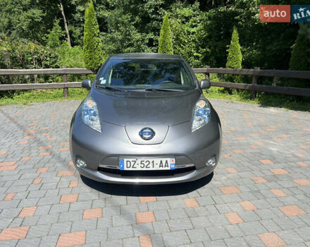 Серый Ниссан Лиф, объемом двигателя 0 л и пробегом 115 тыс. км за 8500 $, фото 7 на Automoto.ua