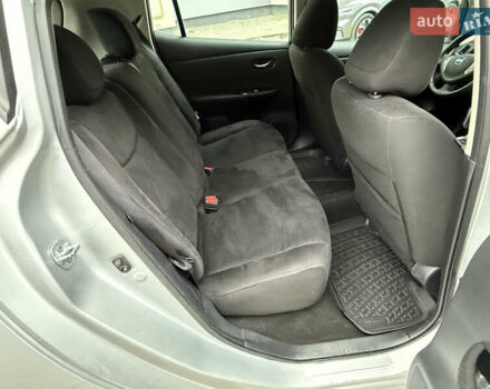 Серый Ниссан Лиф, объемом двигателя 0 л и пробегом 63 тыс. км за 7200 $, фото 23 на Automoto.ua