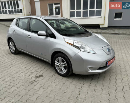 Серый Ниссан Лиф, объемом двигателя 0 л и пробегом 63 тыс. км за 7200 $, фото 19 на Automoto.ua