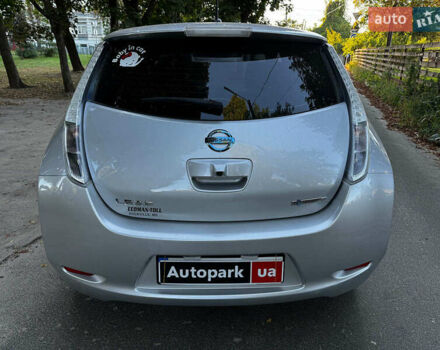 Серый Ниссан Лиф, объемом двигателя 0 л и пробегом 80 тыс. км за 10540 $, фото 7 на Automoto.ua