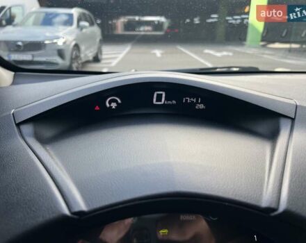 Серый Ниссан Лиф, объемом двигателя 0 л и пробегом 69 тыс. км за 8900 $, фото 25 на Automoto.ua