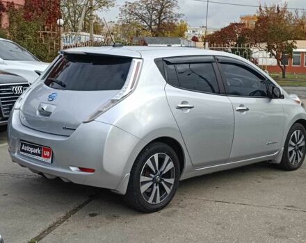 Серый Ниссан Лиф, объемом двигателя 0 л и пробегом 145 тыс. км за 6940 $, фото 6 на Automoto.ua