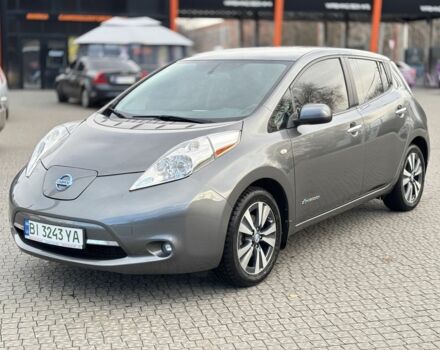 Серый Ниссан Лиф, объемом двигателя 0 л и пробегом 65 тыс. км за 9000 $, фото 1 на Automoto.ua