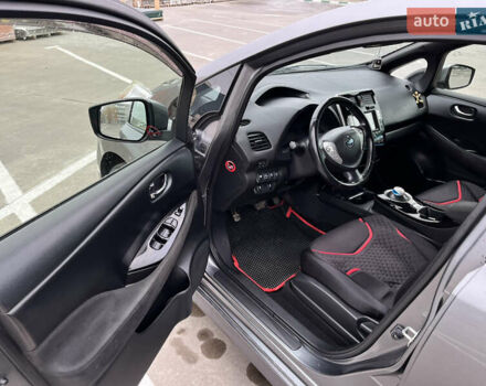 Серый Ниссан Лиф, объемом двигателя 0 л и пробегом 78 тыс. км за 8700 $, фото 9 на Automoto.ua