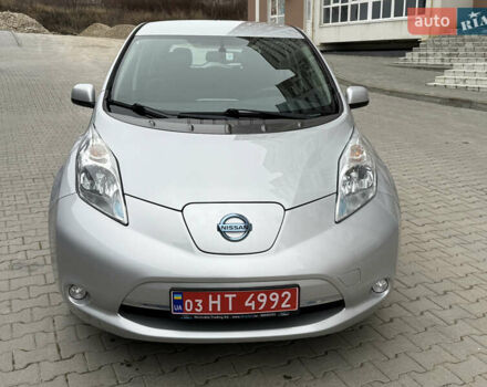 Серый Ниссан Лиф, объемом двигателя 0 л и пробегом 63 тыс. км за 7200 $, фото 3 на Automoto.ua