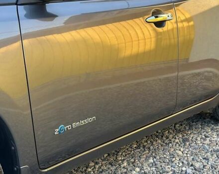 Сірий Ніссан Ліф, об'ємом двигуна 0 л та пробігом 134 тис. км за 6790 $, фото 5 на Automoto.ua