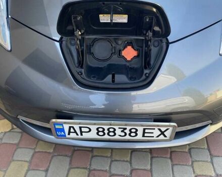 Сірий Ніссан Ліф, об'ємом двигуна 0 л та пробігом 125 тис. км за 8600 $, фото 7 на Automoto.ua