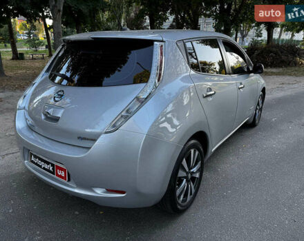 Серый Ниссан Лиф, объемом двигателя 0 л и пробегом 80 тыс. км за 10540 $, фото 5 на Automoto.ua