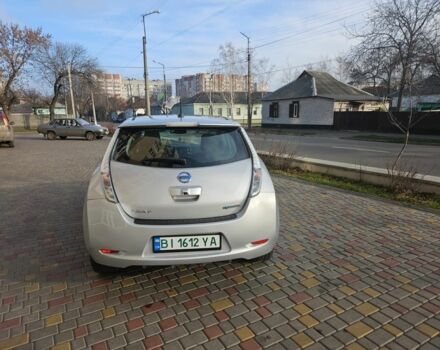 Сірий Ніссан Ліф, об'ємом двигуна 0 л та пробігом 57 тис. км за 9900 $, фото 2 на Automoto.ua