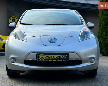 Серый Ниссан Лиф, объемом двигателя 0 л и пробегом 100 тыс. км за 8300 $, фото 1 на Automoto.ua
