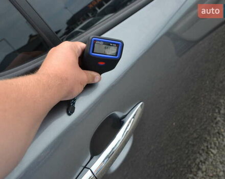 Серый Ниссан Лиф, объемом двигателя 0 л и пробегом 56 тыс. км за 8000 $, фото 32 на Automoto.ua