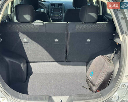 Сірий Ніссан Ліф, об'ємом двигуна 0 л та пробігом 125 тис. км за 7990 $, фото 15 на Automoto.ua