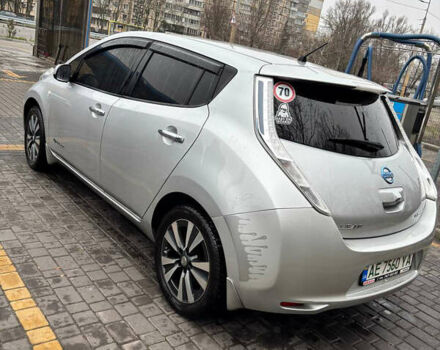 Сірий Ніссан Ліф, об'ємом двигуна 0 л та пробігом 115 тис. км за 7100 $, фото 3 на Automoto.ua