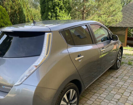 Сірий Ніссан Ліф, об'ємом двигуна 0 л та пробігом 85 тис. км за 8299 $, фото 12 на Automoto.ua