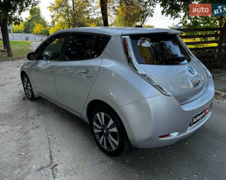 Серый Ниссан Лиф, объемом двигателя 0 л и пробегом 80 тыс. км за 10540 $, фото 9 на Automoto.ua