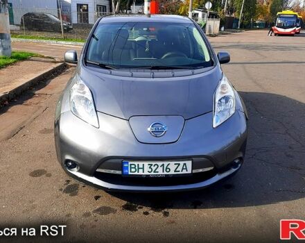 Ниссан Лиф 2016 в Одессе на Automoto.ua Серый Ниссан Лиф, объемом двигателя 0 л и пробегом 139 тыс. км за 5650 $, фото 3 на Automoto.ua