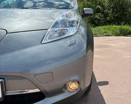 Серый Ниссан Лиф, объемом двигателя 0 л и пробегом 99 тыс. км за 8600 $, фото 9 на Automoto.ua