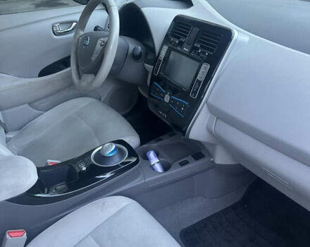 Ниссан Лиф 2016 в Ивано-Франковске на Automoto.ua Серый Ниссан Лиф, объемом двигателя 0 л и пробегом 82 тыс. км за 8199 $, фото 12 на Automoto.ua