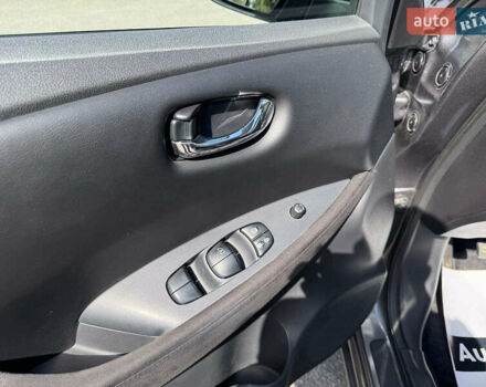 Сірий Ніссан Ліф, об'ємом двигуна 0 л та пробігом 125 тис. км за 7990 $, фото 19 на Automoto.ua