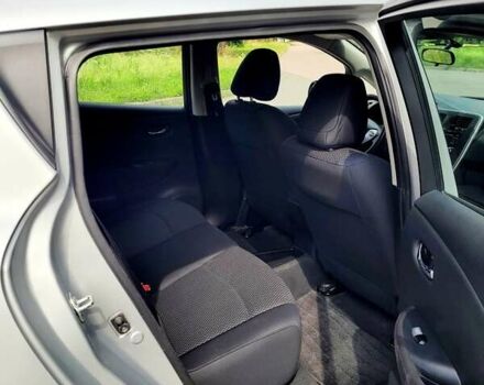 Сірий Ніссан Ліф, об'ємом двигуна 0 л та пробігом 89 тис. км за 8299 $, фото 11 на Automoto.ua