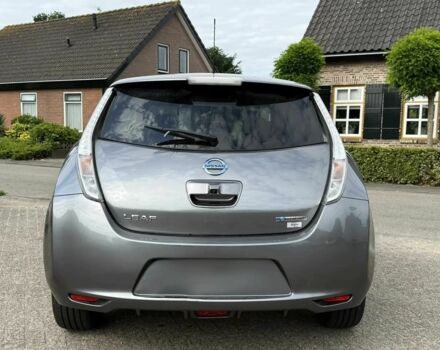 Сірий Ніссан Ліф, об'ємом двигуна 0 л та пробігом 79 тис. км за 1000 $, фото 4 на Automoto.ua