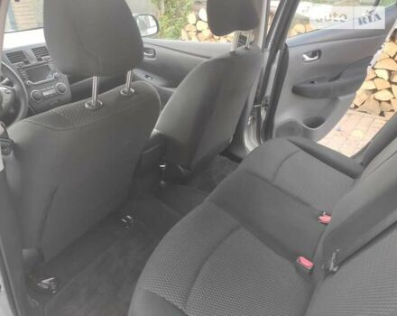 Серый Ниссан Лиф, объемом двигателя 0 л и пробегом 61 тыс. км за 8000 $, фото 17 на Automoto.ua