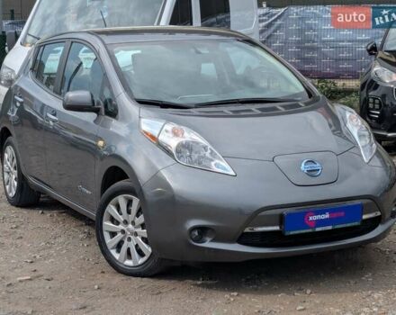 Серый Ниссан Лиф, объемом двигателя 0 л и пробегом 75 тыс. км за 8900 $, фото 10 на Automoto.ua