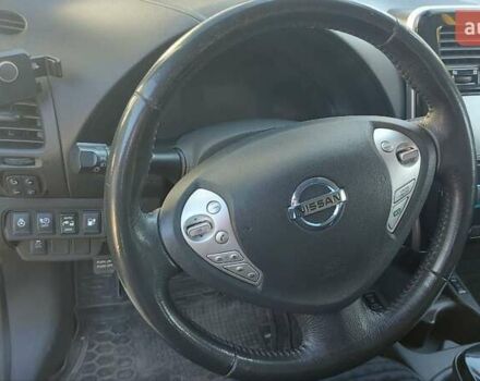 Сірий Ніссан Ліф, об'ємом двигуна 0 л та пробігом 92 тис. км за 9000 $, фото 7 на Automoto.ua