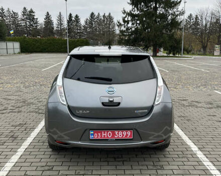 Серый Ниссан Лиф, объемом двигателя 0 л и пробегом 92 тыс. км за 8600 $, фото 6 на Automoto.ua