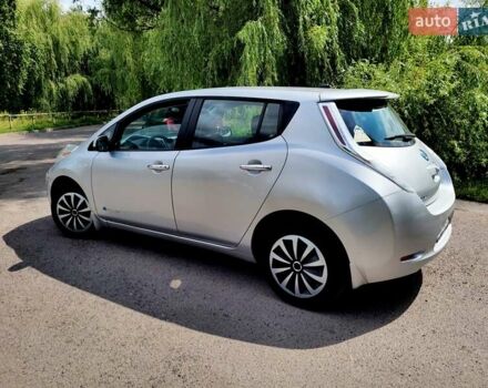 Сірий Ніссан Ліф, об'ємом двигуна 0 л та пробігом 89 тис. км за 8299 $, фото 17 на Automoto.ua