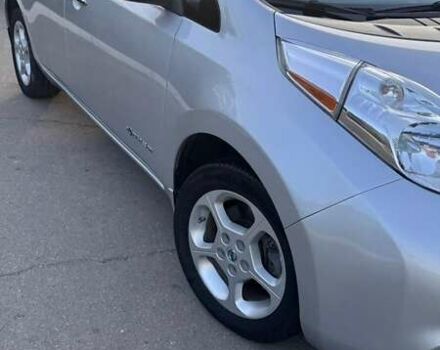 Ниссан Лиф 2016 в Харькове на Automoto.ua Серый Ниссан Лиф, объемом двигателя 0 л и пробегом 109 тыс. км за 7400 $, фото 5 на Automoto.ua