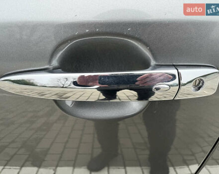 Серый Ниссан Лиф, объемом двигателя 0 л и пробегом 92 тыс. км за 8600 $, фото 28 на Automoto.ua