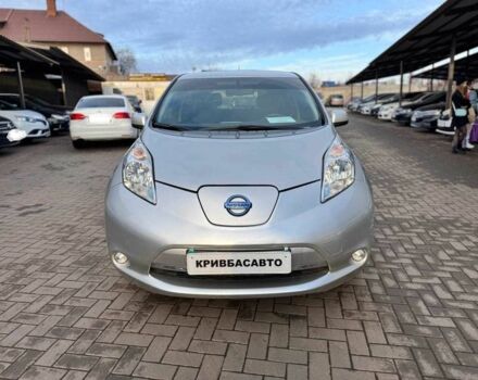Сірий Ніссан Ліф, об'ємом двигуна 0 л та пробігом 94 тис. км за 7300 $, фото 1 на Automoto.ua
