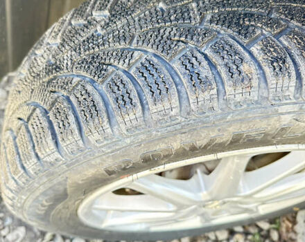 Серый Ниссан Лиф, объемом двигателя 0 л и пробегом 162 тыс. км за 6500 $, фото 10 на Automoto.ua