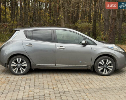 Ниссан Лиф 2016 в Львове на Automoto.ua Серый Ниссан Лиф, объемом двигателя 0 л и пробегом 164 тыс. км за 6450 $, фото 2 на Automoto.ua