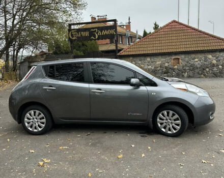 Сірий Ніссан Ліф, об'ємом двигуна 0 л та пробігом 106 тис. км за 8300 $, фото 24 на Automoto.ua