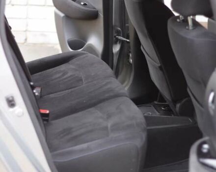 Сірий Ніссан Ліф, об'ємом двигуна 0 л та пробігом 111 тис. км за 8400 $, фото 14 на Automoto.ua