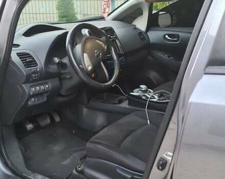 Сірий Ніссан Ліф, об'ємом двигуна 0 л та пробігом 98 тис. км за 7600 $, фото 2 на Automoto.ua