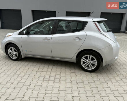 Серый Ниссан Лиф, объемом двигателя 0 л и пробегом 63 тыс. км за 7200 $, фото 9 на Automoto.ua