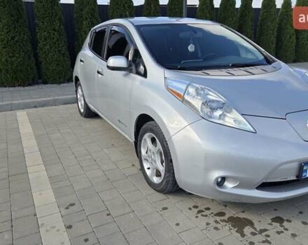 Сірий Ніссан Ліф, об'ємом двигуна 0 л та пробігом 110 тис. км за 7700 $, фото 23 на Automoto.ua