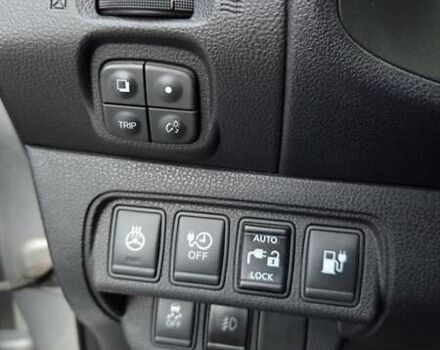 Сірий Ніссан Ліф, об'ємом двигуна 0 л та пробігом 110 тис. км за 7700 $, фото 10 на Automoto.ua