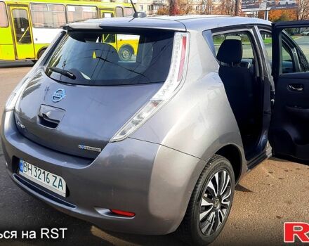Сірий Ніссан Ліф, об'ємом двигуна 0 л та пробігом 139 тис. км за 5650 $, фото 5 на Automoto.ua