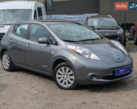 Серый Ниссан Лиф, объемом двигателя 0 л и пробегом 75 тыс. км за 8900 $, фото 14 на Automoto.ua