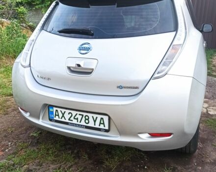 Серый Ниссан Лиф, объемом двигателя 0 л и пробегом 100 тыс. км за 7700 $, фото 3 на Automoto.ua