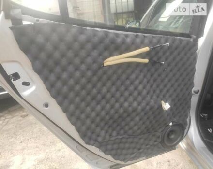 Серый Ниссан Лиф, объемом двигателя 0 л и пробегом 61 тыс. км за 8000 $, фото 40 на Automoto.ua