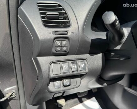 Серый Ниссан Лиф, объемом двигателя 0 л и пробегом 125 тыс. км за 7990 $, фото 20 на Automoto.ua